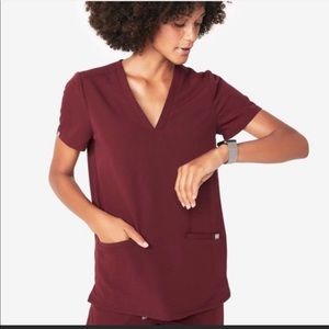 Figs Casma 3 pocket Scrub Top Large